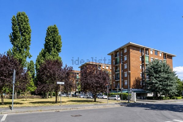 appartamento in affitto a Milano in zona Adriano