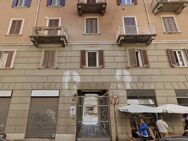 box auto in affitto a Milano in zona XXII Marzo