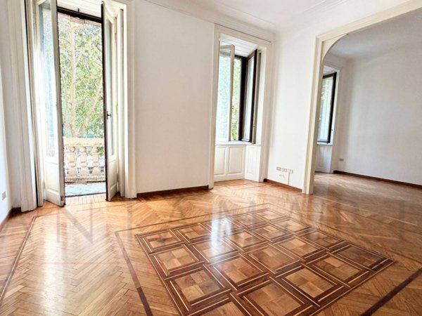 appartamento in affitto a Milano in zona Corsica