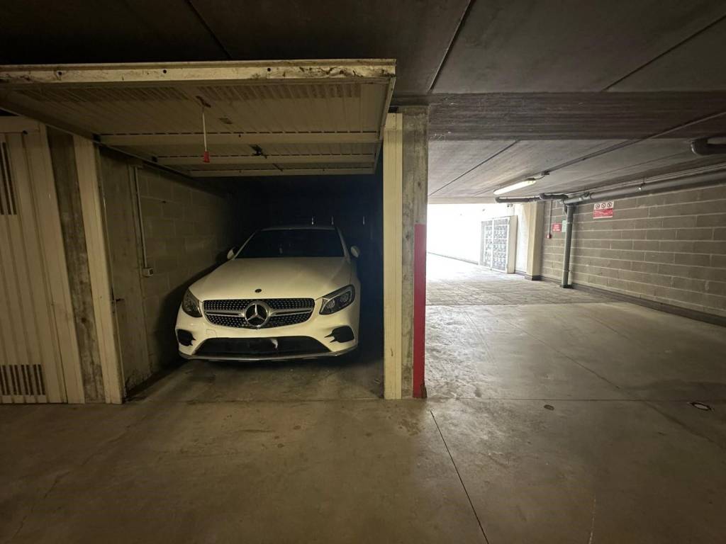 box auto in affitto a Milano in zona Loreto