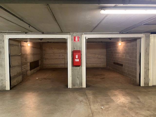 box auto in affitto a Milano in zona Bocconi