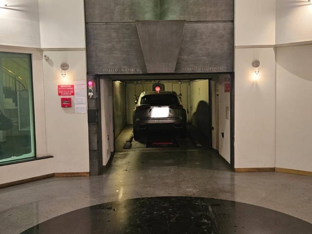box auto in affitto a Milano in zona Centro Storico