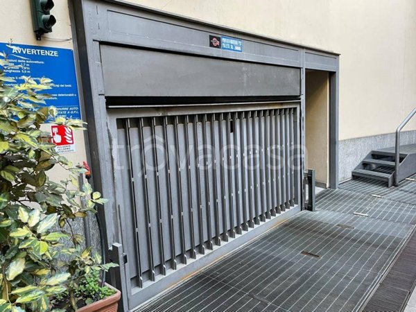 box auto in affitto a Milano in zona Centro Storico