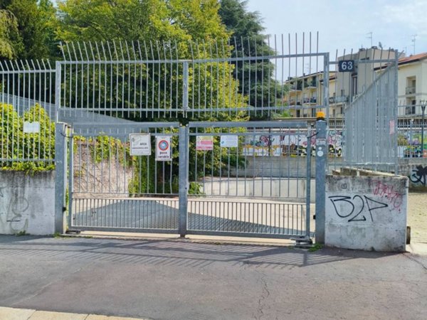 box auto in affitto a Milano in zona Chiesa Rossa