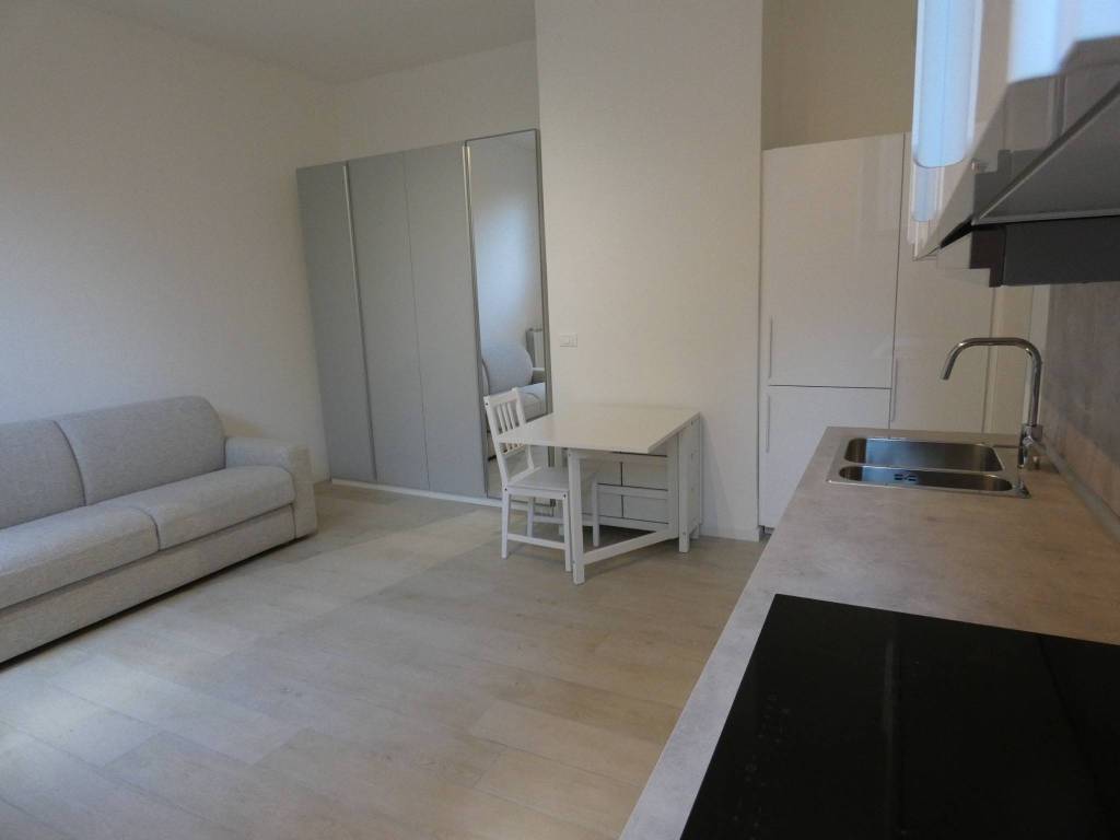 appartamento in affitto a Milano in zona Piazzale Lodi