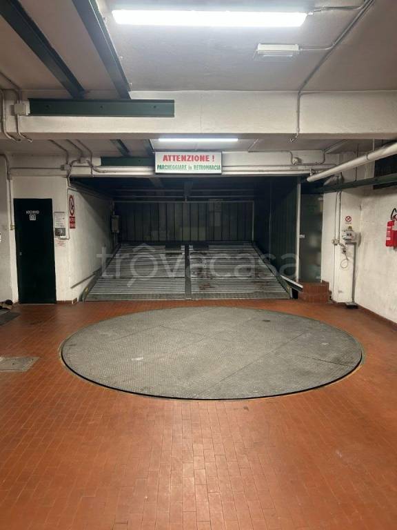 box auto in affitto a Milano in zona Brera