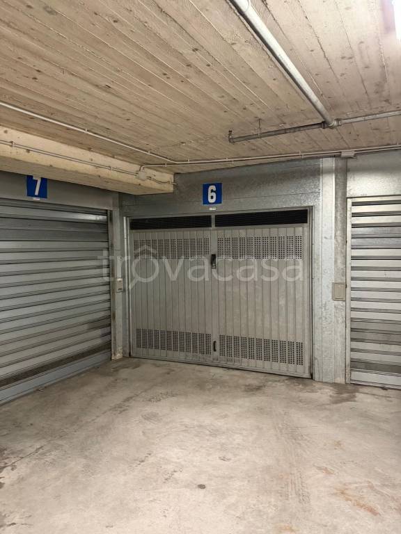 box auto in affitto a Milano in zona Brera