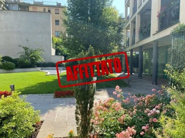 box auto in affitto a Milano in zona Città Studi