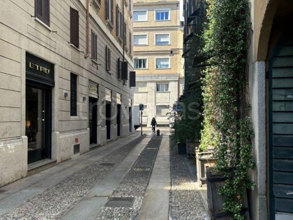 box auto in affitto a Milano in zona Brera