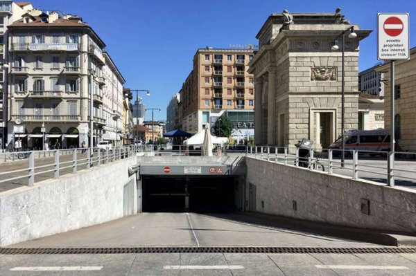 box auto in affitto a Milano in zona Porta Garibaldi