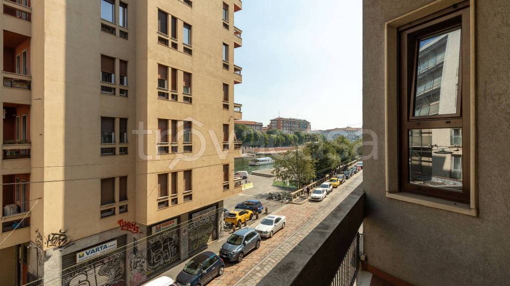 appartamento in affitto a Milano in zona Porta Genova