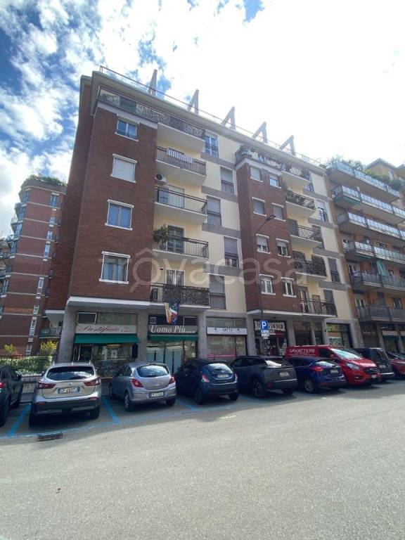 appartamento in affitto a Milano in zona Lorenteggio