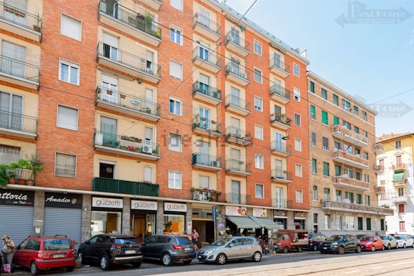 appartamento in affitto a Milano in zona Corsica