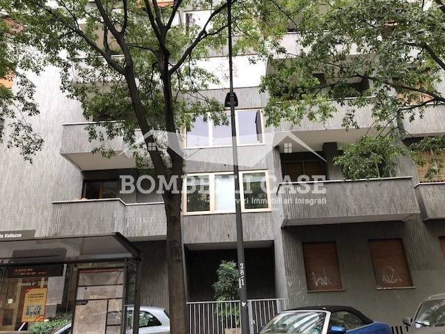 box auto in affitto a Milano in zona Città Studi