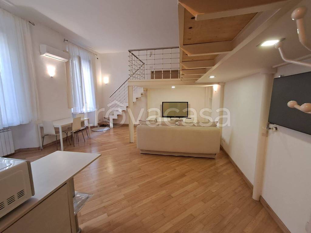 appartamento in affitto a Milano in zona Città Studi