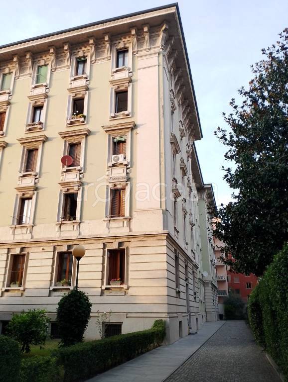 appartamento in affitto a Milano in zona Montalbino