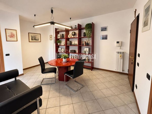 appartamento in affitto a Milano in zona Adriano