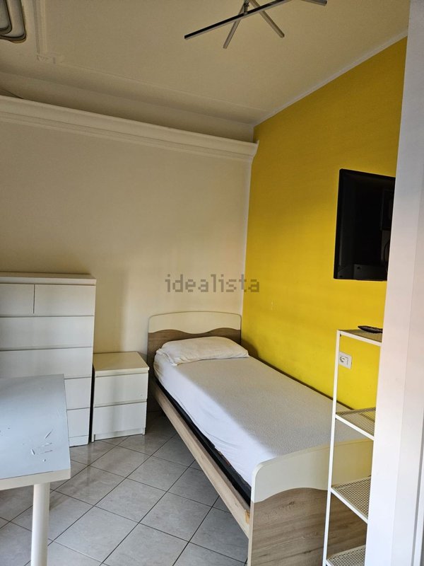 appartamento in affitto a Milano in zona Famagosta