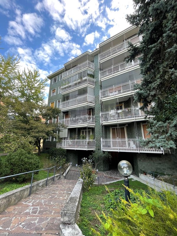 appartamento in affitto a Milano in zona Vigentino