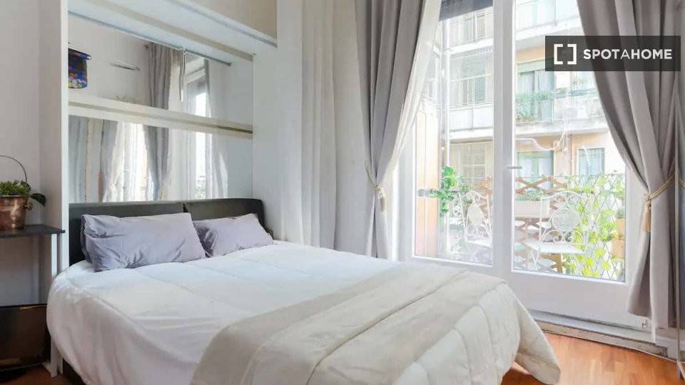 appartamento in affitto a Milano in zona Porta Nuova