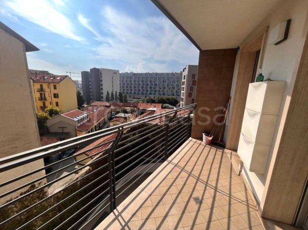 appartamento in affitto a Milano in zona XXII Marzo