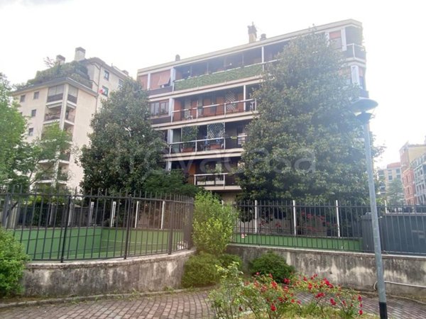 appartamento in affitto a Milano in zona Corsica