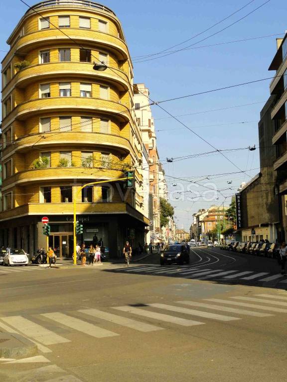 appartamento in affitto a Milano in zona De Angeli