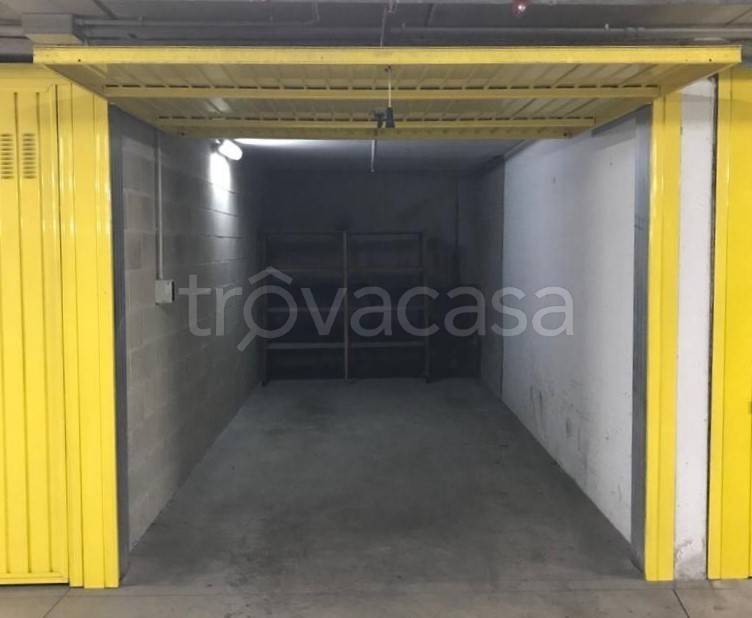 box auto in affitto a Milano in zona Città Studi