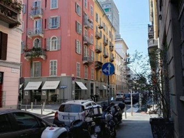 negozio in affitto a Milano