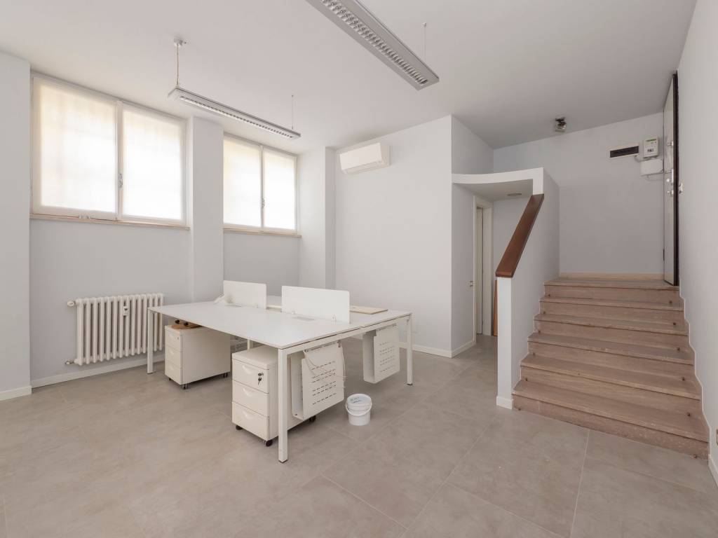 ufficio in affitto a Milano