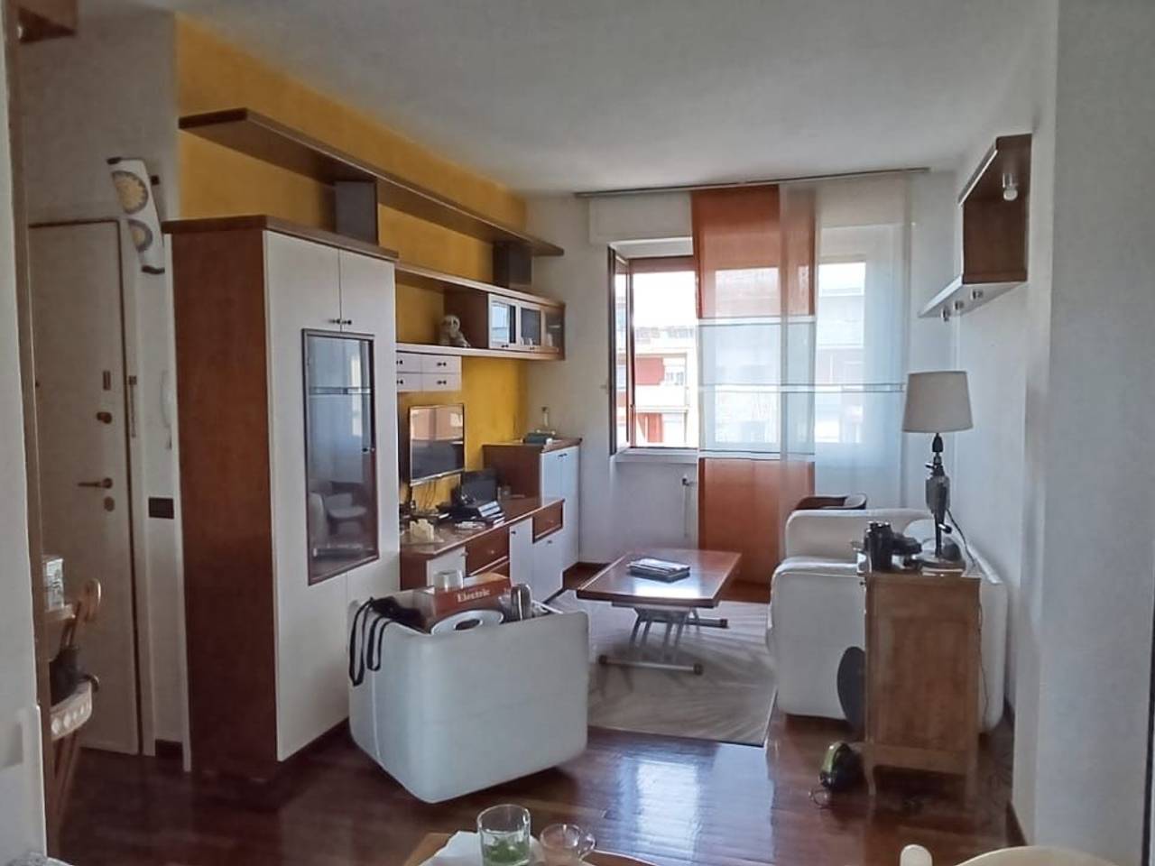 appartamento in affitto a Milano in zona Lorenteggio