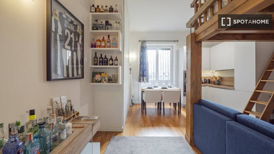 appartamento in affitto a Milano in zona Sant'Ambrogio
