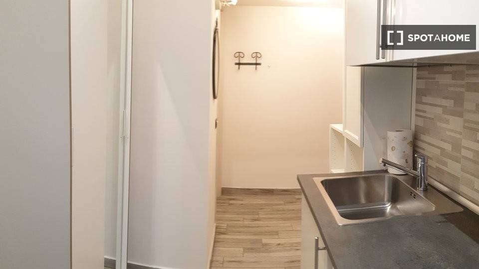 appartamento in affitto a Milano in zona Corvetto