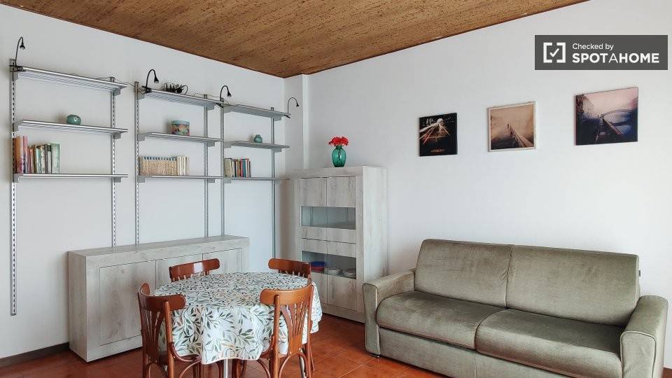 appartamento in affitto a Milano in zona Lorenteggio