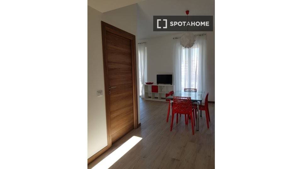 appartamento in affitto a Milano in zona De Angeli