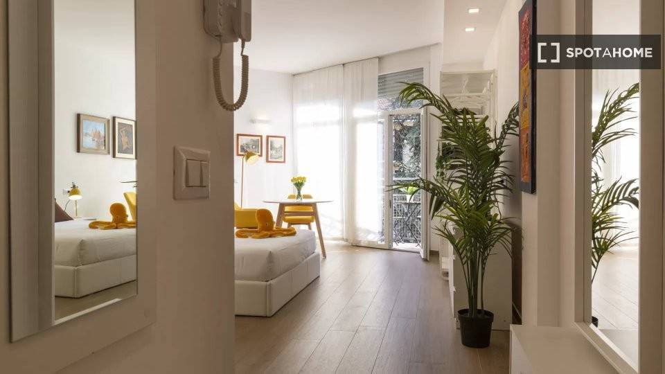 appartamento in affitto a Milano in zona Bande Nere