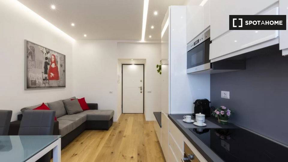 appartamento in affitto a Milano in zona Lorenteggio
