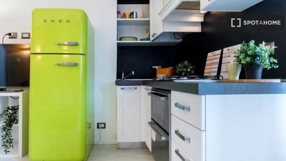 appartamento in affitto a Milano in zona Porta Ticinese