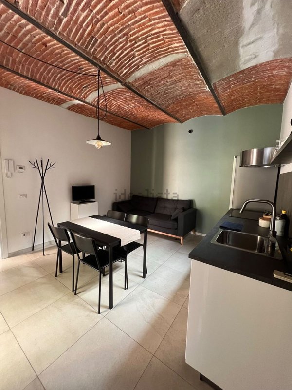 appartamento in affitto a Milano in zona Porta Genova