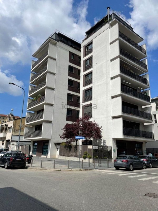 appartamento in affitto a Milano in zona Lorenteggio