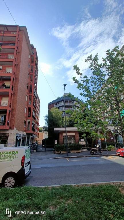 appartamento in affitto a Milano in zona Lorenteggio