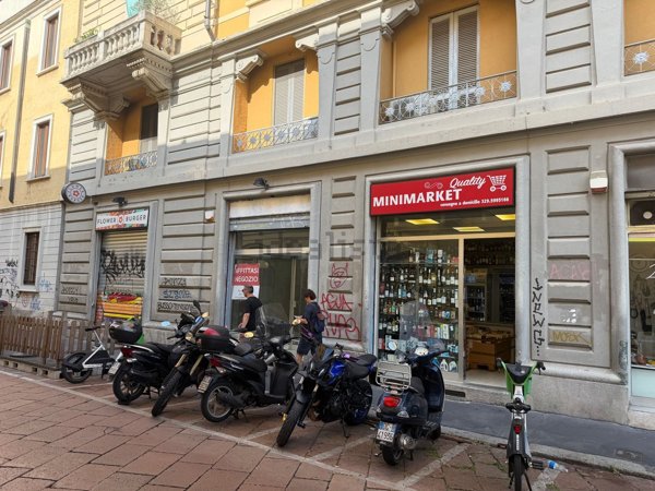 locale commerciale in affitto a Milano in zona Solari