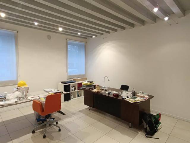 ufficio in affitto a Milano in zona Guastalla