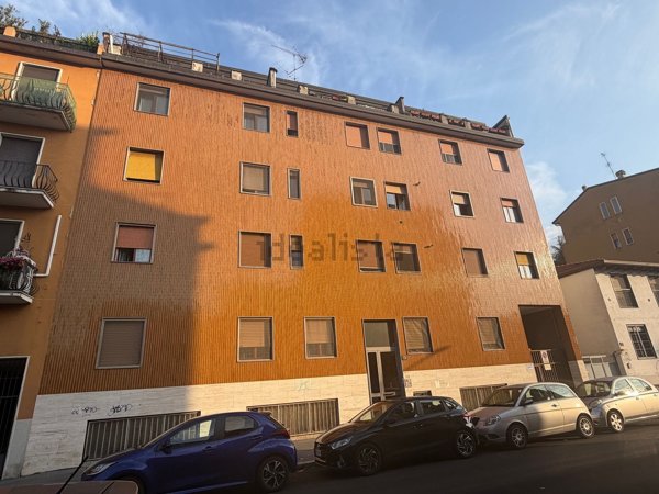 appartamento in affitto a Milano in zona Famagosta