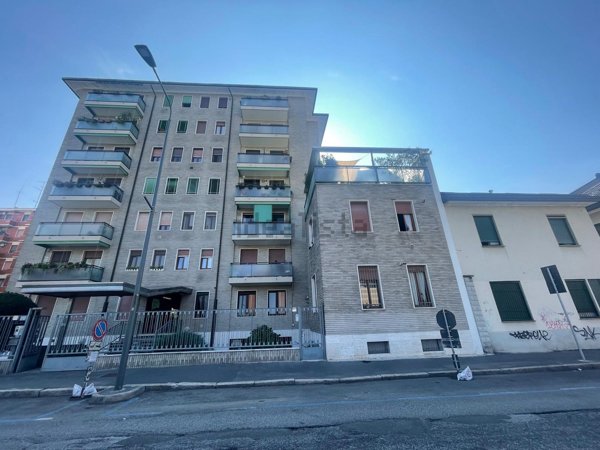 appartamento in affitto a Milano in zona Corvetto