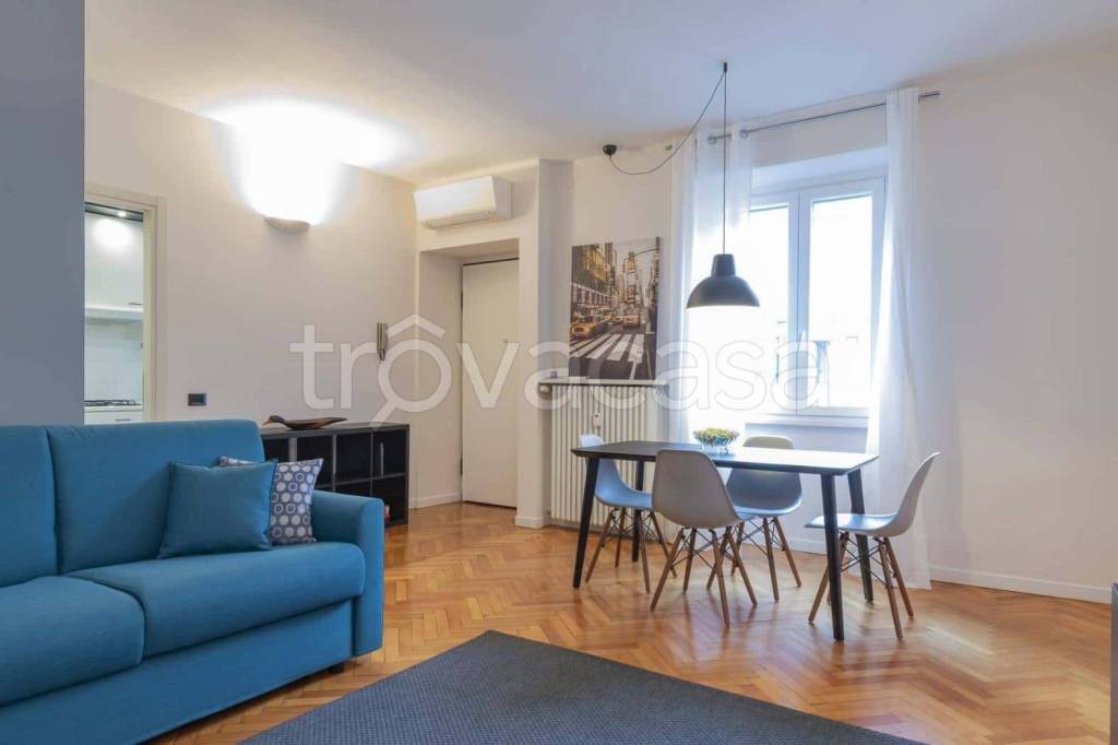 appartamento in affitto a Milano in zona Guastalla