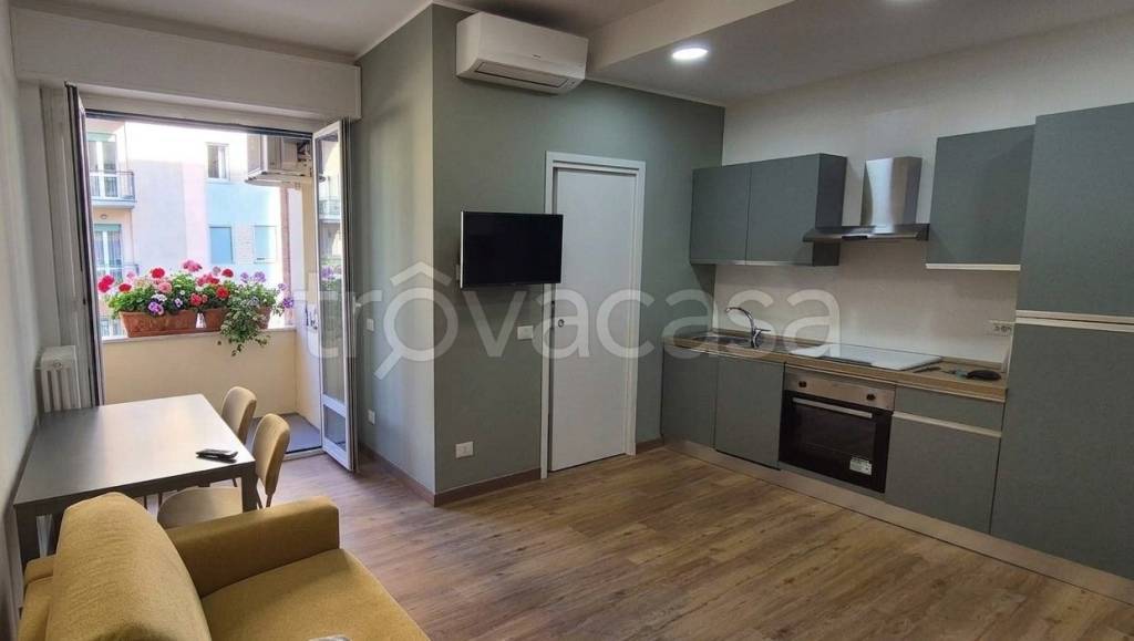 appartamento in affitto a Milano in zona Lorenteggio