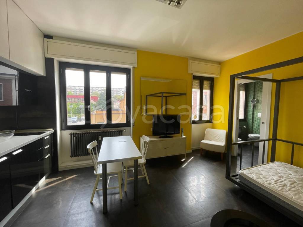 appartamento in affitto a Milano in zona Farini