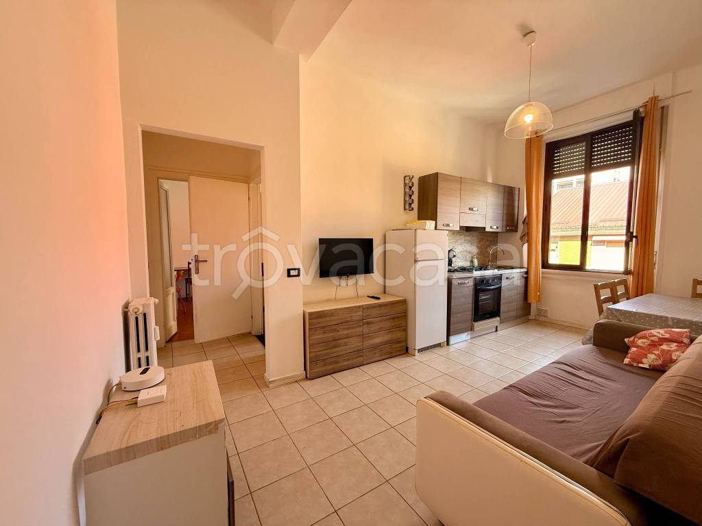 appartamento in affitto a Milano in zona Famagosta