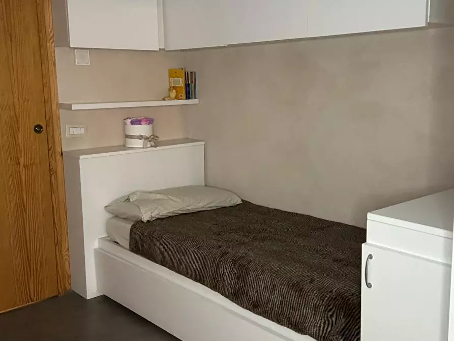 appartamento in affitto a Milano in zona Famagosta